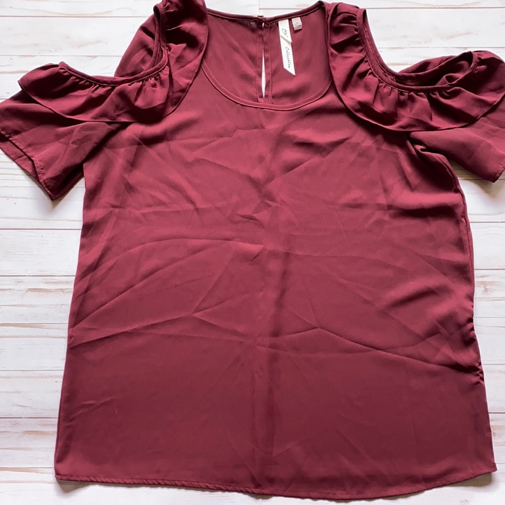 Maroon Cold Shoulder Top
